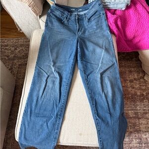 Old Navy Women's high right wow loose style jeans